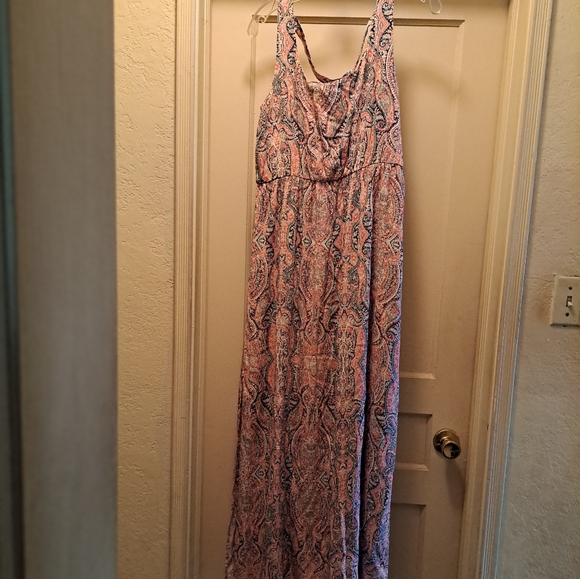 Dresses & Skirts - NWT Sz M Xhilaration Lined Sleeveless Paisley Print Maxi Dress